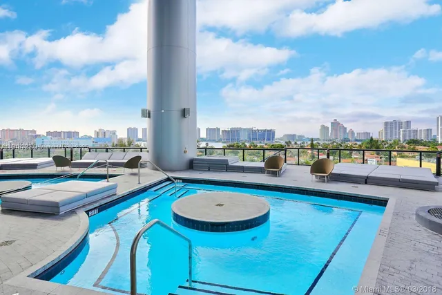 $6,700,000 | 18555 Collins Avenue, Unit 4804, Sunny Isles Beach, FL 33160