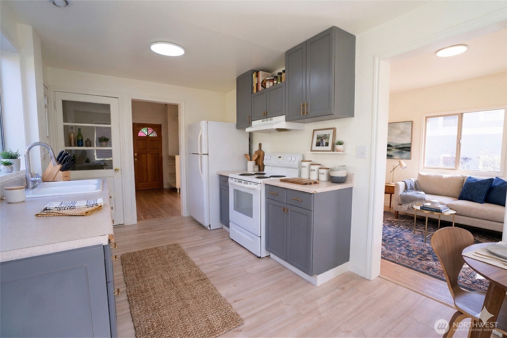 1707 22nd Avenue South Seattle, WA 98144 - Photo 11 of 25