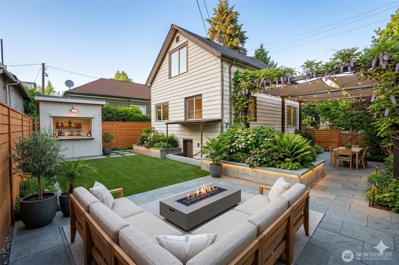 1707 22nd Avenue South Seattle, WA 98144 - Photo 23 of 25