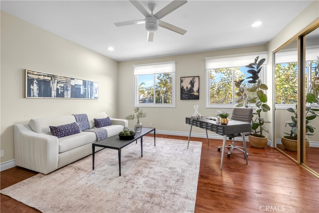 25527 Hamilton Court Calabasas, CA 91302 - Photo 37 of 56