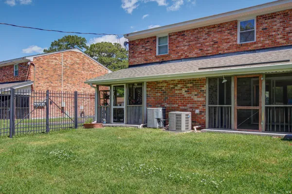 $1,645 | 1836 Mepkin Road, Unit D9, Charleston, SC 29407