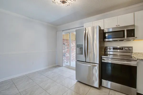$1,645 | 1836 Mepkin Road, Unit D9, Charleston, SC 29407