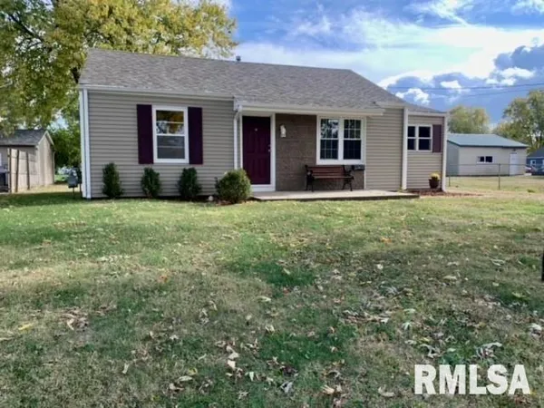 $94,900 | 518 North 2nd Street, Girard, IL 62640