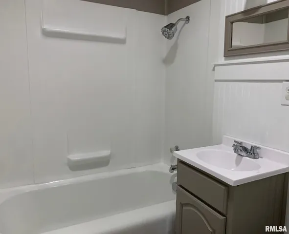 $118,000 | 518 North 2nd Street, Girard, IL 62640