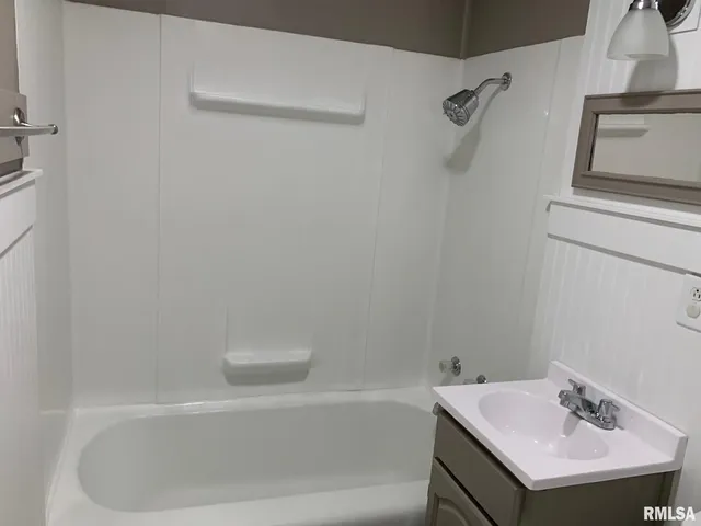 $118,000 | 518 North 2nd Street, Girard, IL 62640