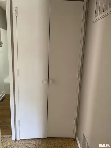 $118,000 | 518 North 2nd Street, Girard, IL 62640