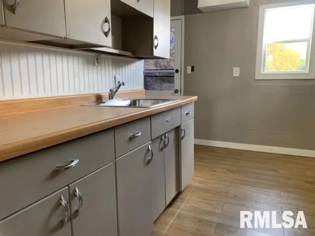 $118,000 | 518 North 2nd Street, Girard, IL 62640