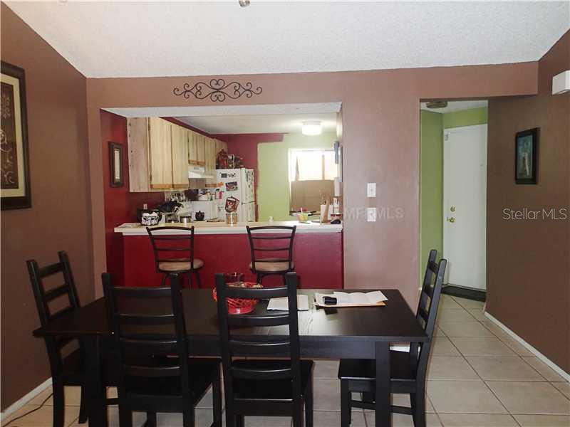405 Cedar Ridge Court Oldsmar, FL 34677 - Photo 8 of 24 Dining Room