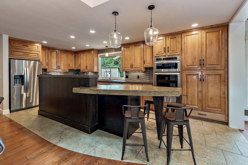 Spacious Kitchen with Eating Bar