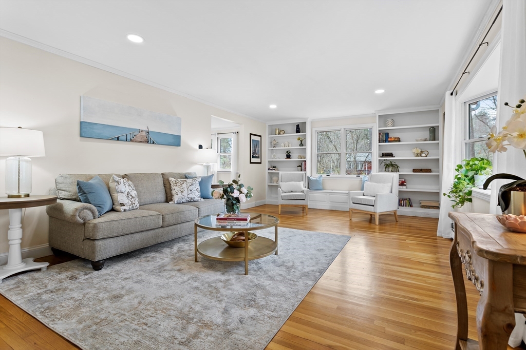 30 Country Road Westford, MA 01886 - Photo 3 of 41 Gallery Image 3