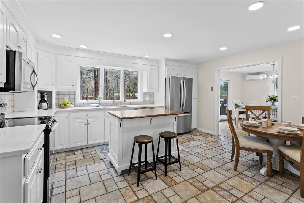 30 Country Road Westford, MA 01886 - Photo 10 of 41 Gallery Image 10