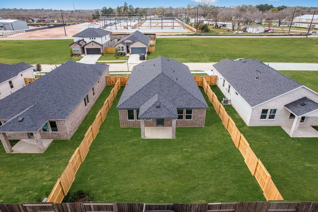 22002 Sam Raburn Drive Tomball, TX 77375 - Photo 14 of 36 22002 Sam Raburn Drive ~ Ready Now