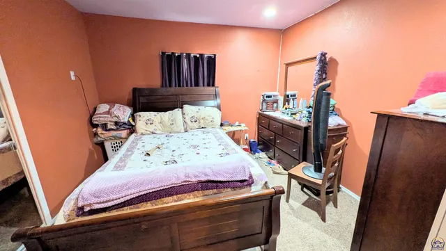 $92,900 | 514 State Street, Emporia, KS 66801