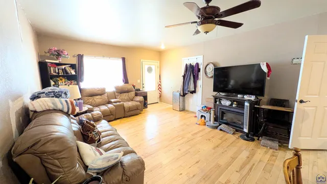 $92,900 | 514 State Street, Emporia, KS 66801