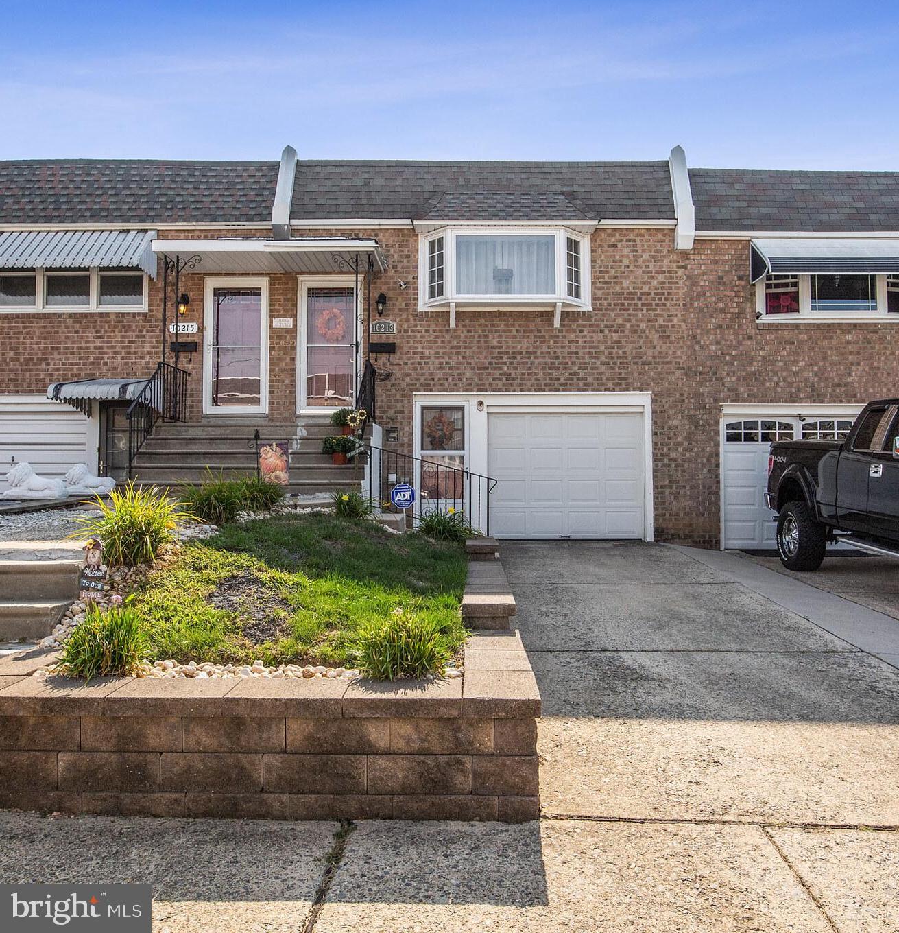 10213 West Keswick Road Philadelphia, PA 19114 - Photo 1 of 29 Gallery Image 1