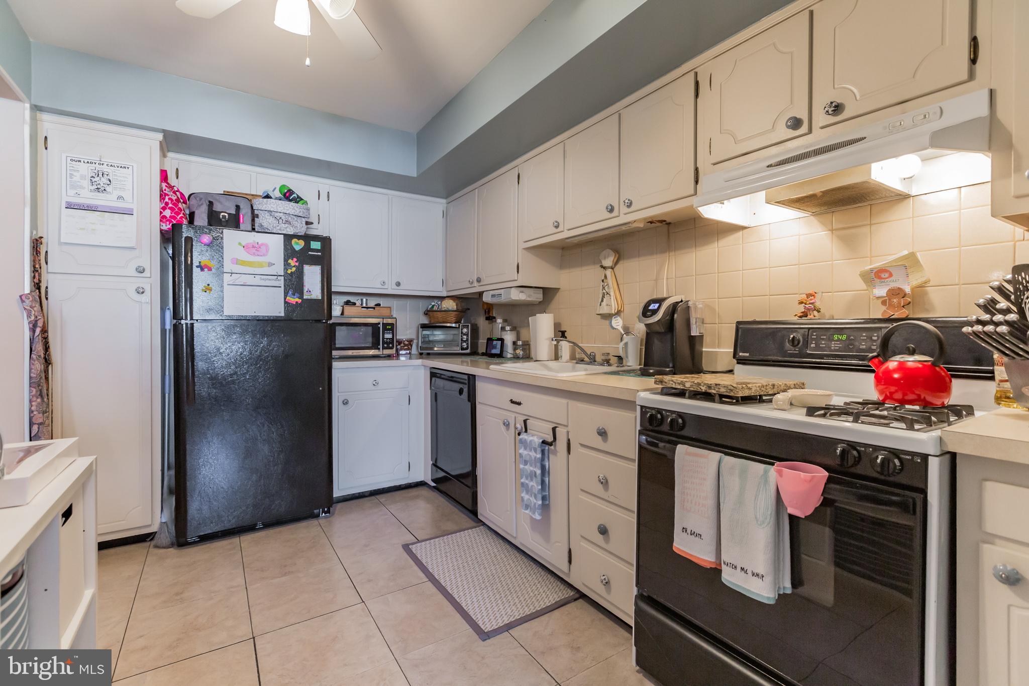 10213 West Keswick Road Philadelphia, PA 19114 - Photo 10 of 29 Gallery Image 10