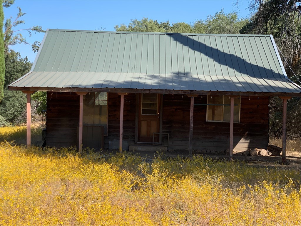 5246 Allred Road Mariposa, CA 95338 - Photo 9 of 28 Gallery Image 9