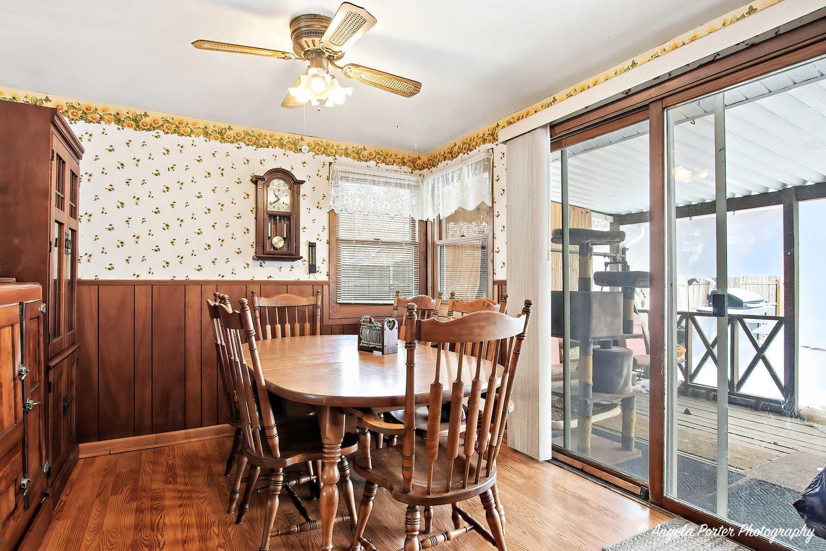 8 East Rollins Road Round Lake Beach, IL 60073 - Photo 5 of 18