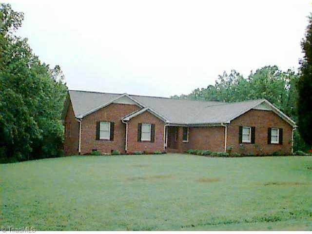 3205 Burton Road Thomasville, NC 27360 - Photo 1 of 1 Exterior Front.