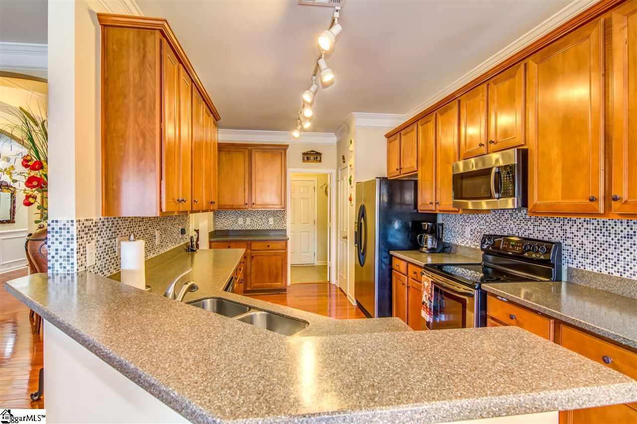 104 Timlin Drive Greenville, SC 29607 - Photo 4 of 36 Gallery Image 4