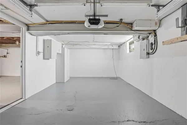 a view of a storage & utility room