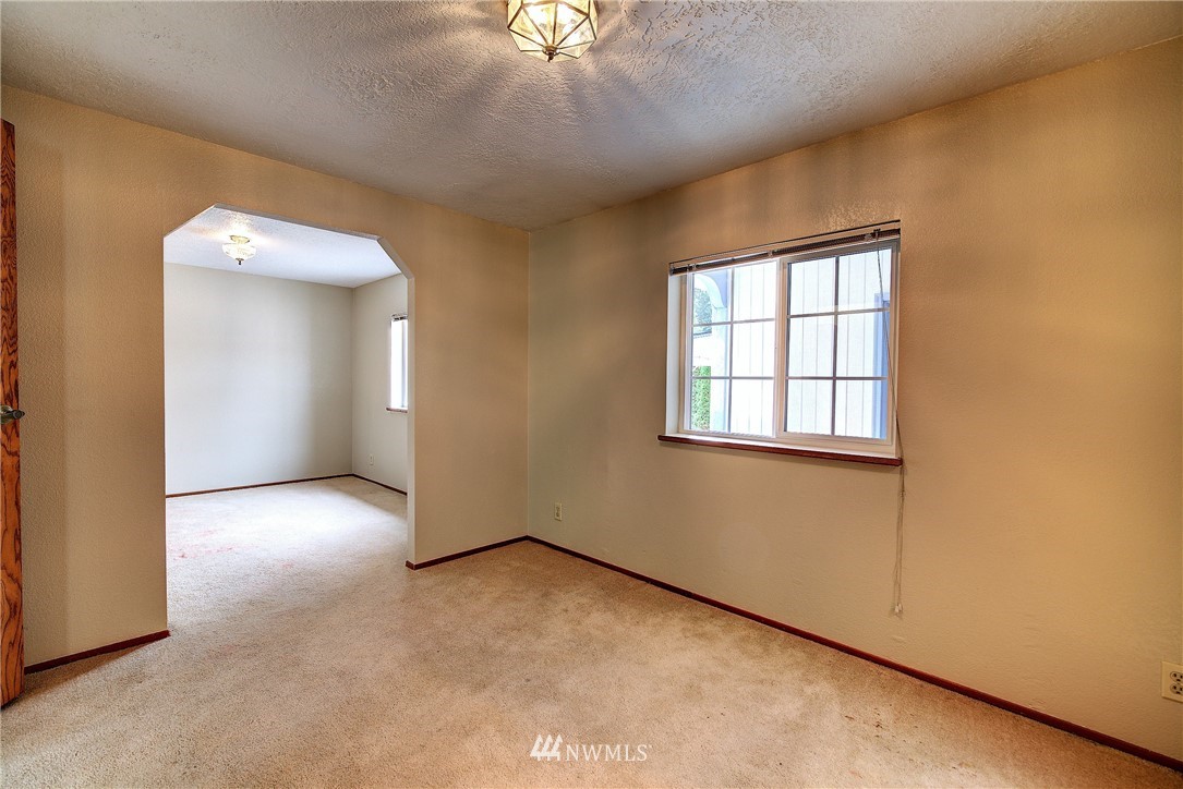 24328 S Park Bothell, WA 98021 - Photo 15 of 24