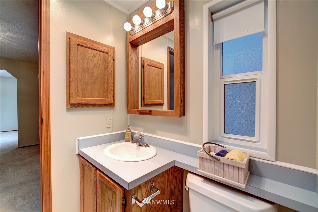 24328 S Park Bothell, WA 98021 - Photo 16 of 24