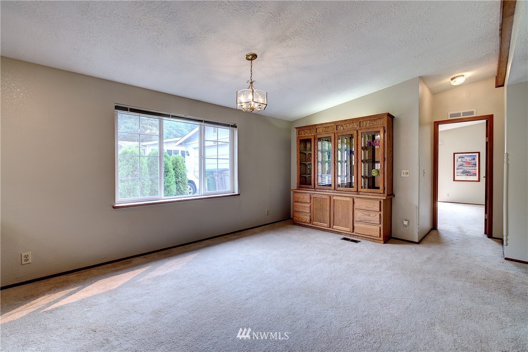 24328 S Park Bothell, WA 98021 - Photo 6 of 24