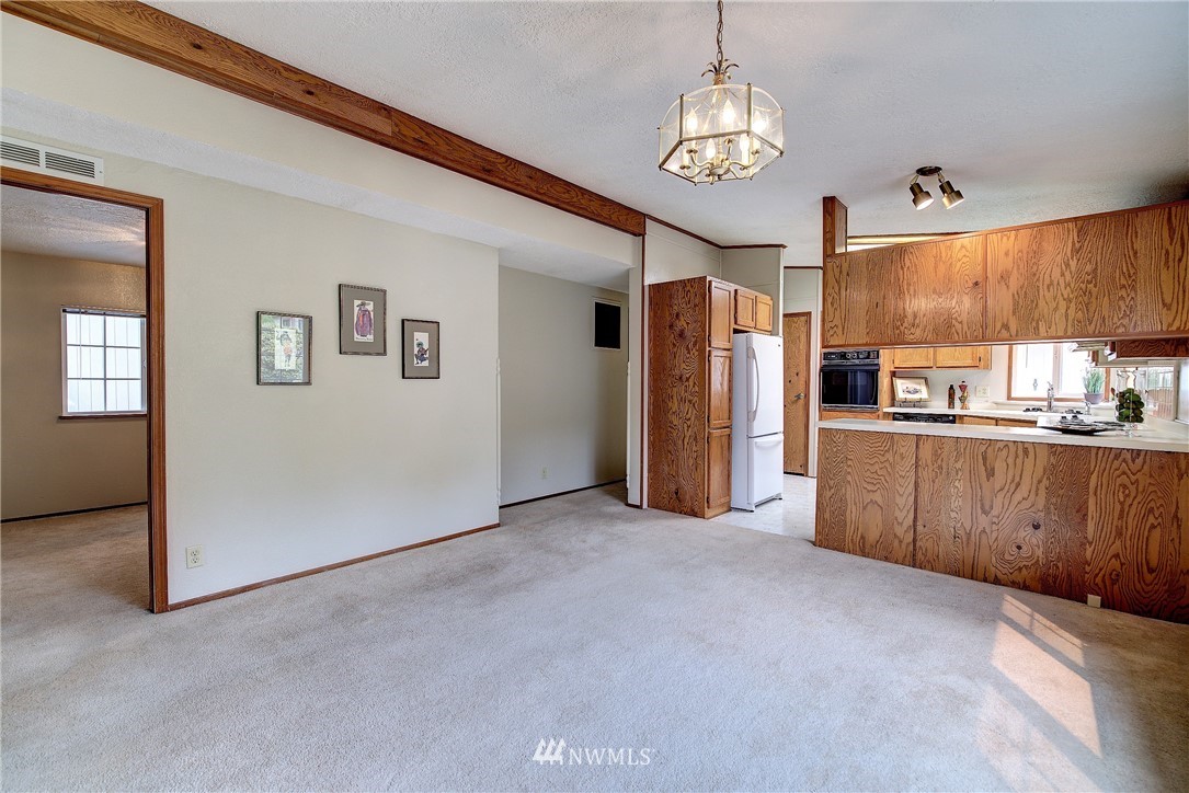 24328 S Park Bothell, WA 98021 - Photo 7 of 24