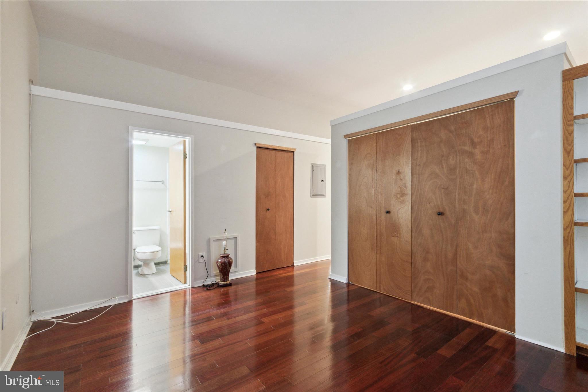 12 Letitia Street, Unit 204 Philadelphia, PA 19106 - Photo 14 of 21