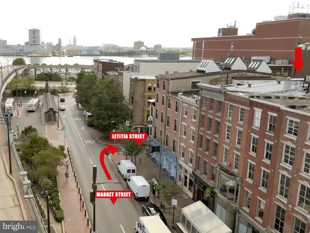 $299,999 | 12 Letitia Street, Unit 204, Philadelphia, PA 19106