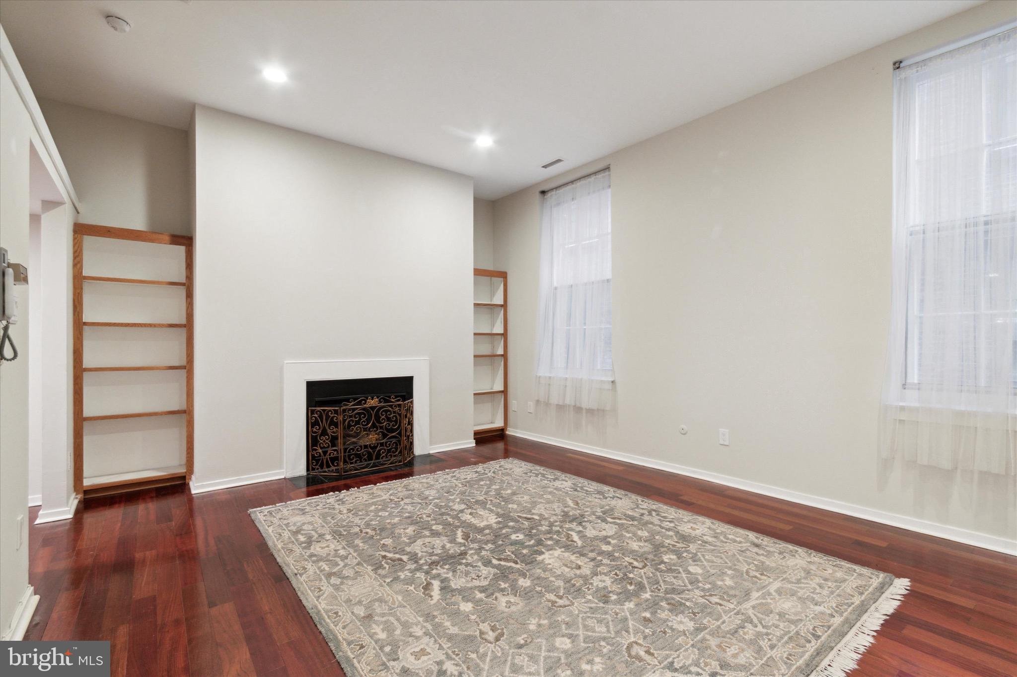 12 Letitia Street, Unit 204 Philadelphia, PA 19106 - Photo 8 of 21