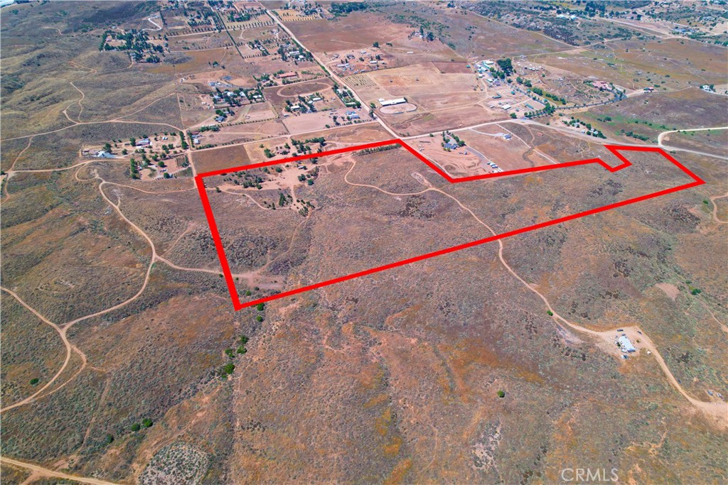 39282 San Ignacio Road Hemet, CA 92544 - Photo 4 of 21