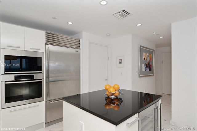 $1,900,000 | 17121 Collins Avenue, Unit 1705, Sunny Isles Beach, FL 33160