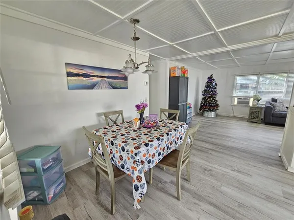 $1,900 | 321 4th Avenue West, Palmetto, FL 34221