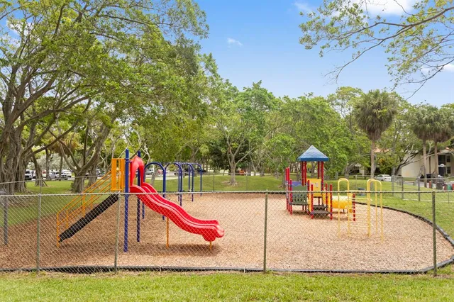 $1,650 | 2312 South Cypress Bend Drive, Unit 205, Pompano Beach, FL 33069