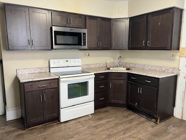 18 Observatory Street Manor, PA 15665 - Photo 6 of 14 KITCHEN VIEW