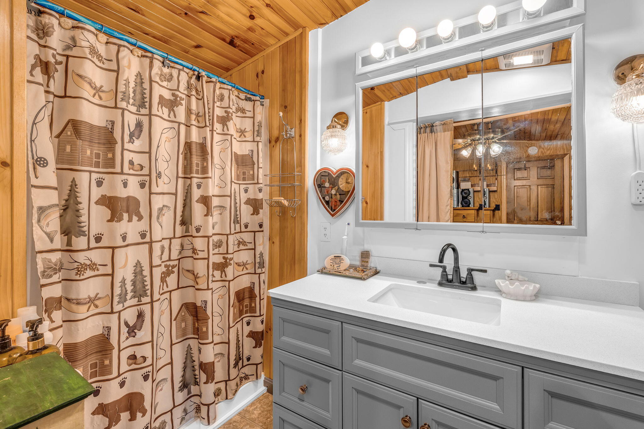 254 Hudson Hill Road Hudson, ME 04449 - Photo 16 of 33 Bathroom