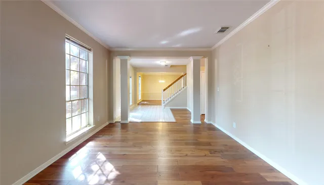 $2,900 | 2810 White Oak Lane, Pearland, TX 77581