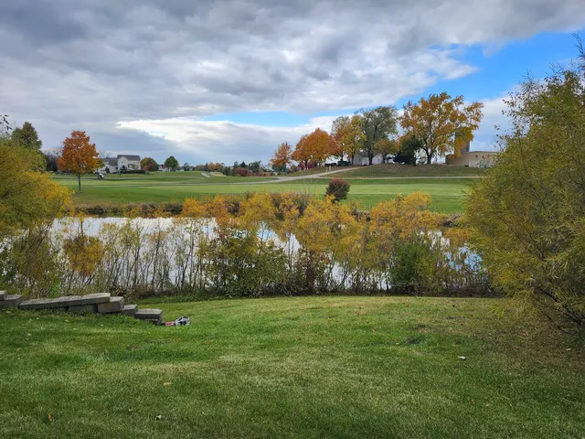 $289,900 | 16212 Golf View Drive, Lockport, IL 60441