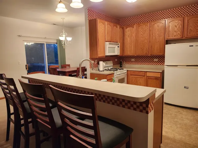 $297,000 | 16212 Golf View Drive, Lockport, IL 60441