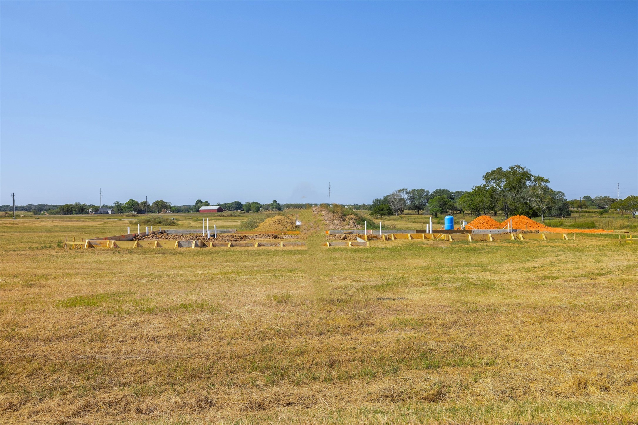 310 El Dorado Court Cat Spring, TX 78933 - Photo 19 of 29 a view of an ocean