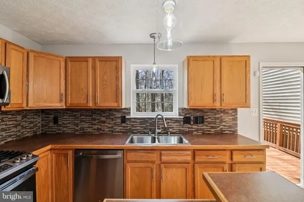 $380,000 | 8033 Bloomsbury Place, White Plains, MD 20695