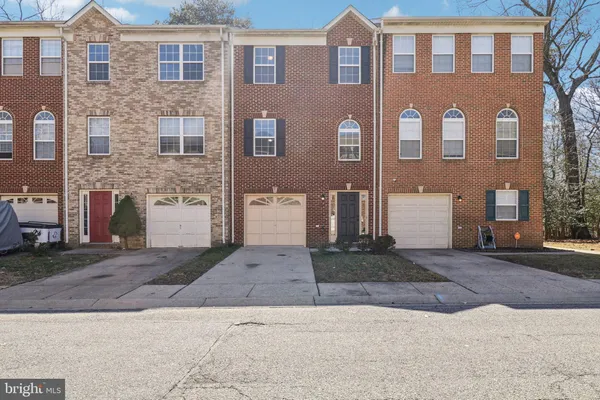 $380,000 | 8033 Bloomsbury Place, White Plains, MD 20695