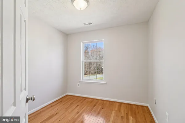$380,000 | 8033 Bloomsbury Place, White Plains, MD 20695