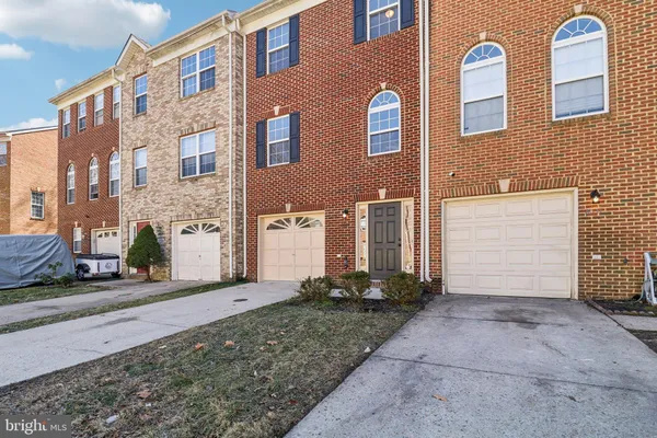 $380,000 | 8033 Bloomsbury Place, White Plains, MD 20695