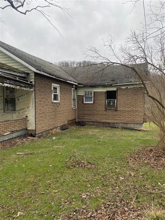 247 Main Street Bruin, PA 16022 - Photo 2 of 5