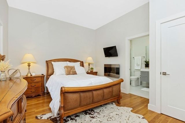 $1,120,000 | 2549 Massachusetts Avenue, Unit 2549, Cambridge, MA 02140