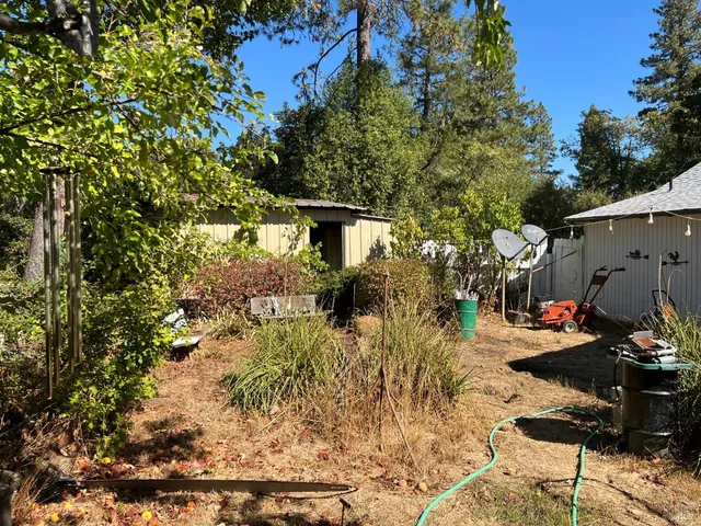 $270,000 | 44170 Lakeview Avenue, Laytonville, CA 95454