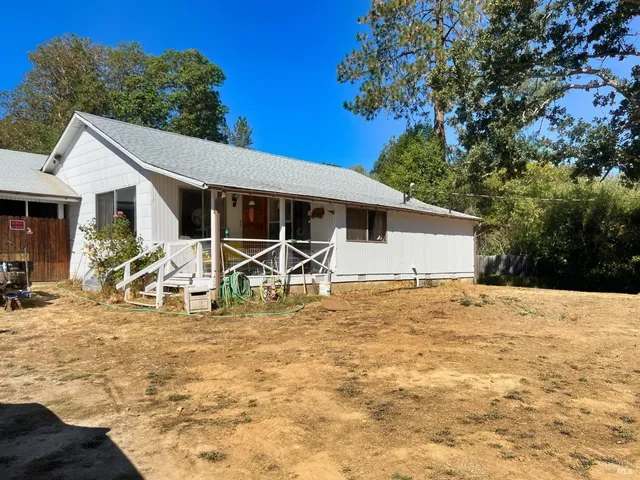 $270,000 | 44170 Lakeview Avenue, Laytonville, CA 95454